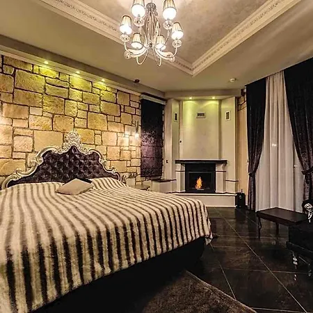 호텔 Chateau Rond Boutique 3*