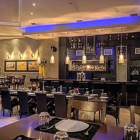 Chateau Rond Boutique 3* Órma