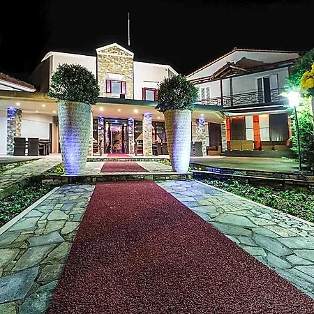 호텔 Chateau Rond Boutique 3*