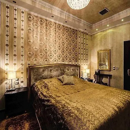 Chateau Rond Boutique 3* Órma